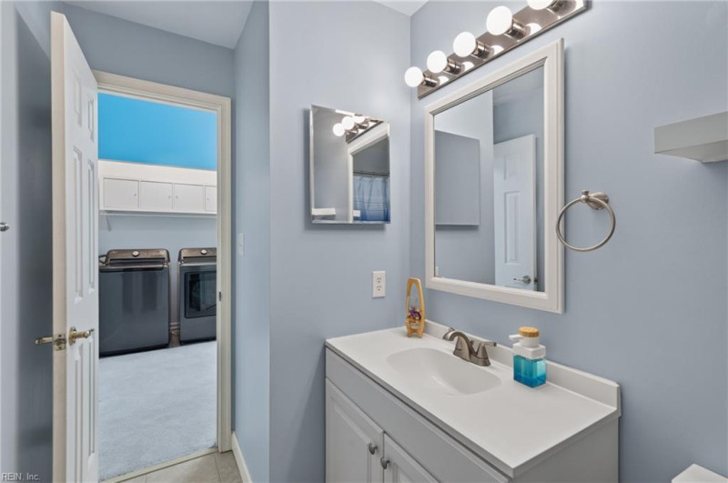 Photo 34 of 46 residential for sale in Portsmouth virginia