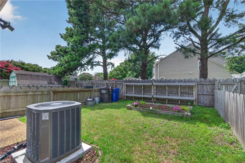 Photo 38 of 46 residential for sale in Portsmouth virginia