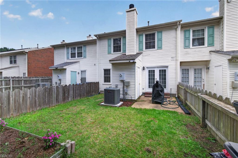 Photo 39 of 46 residential for sale in Portsmouth virginia