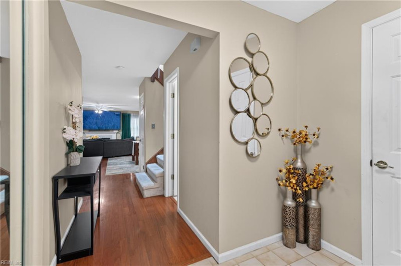 Photo 7 of 46 residential for sale in Portsmouth virginia