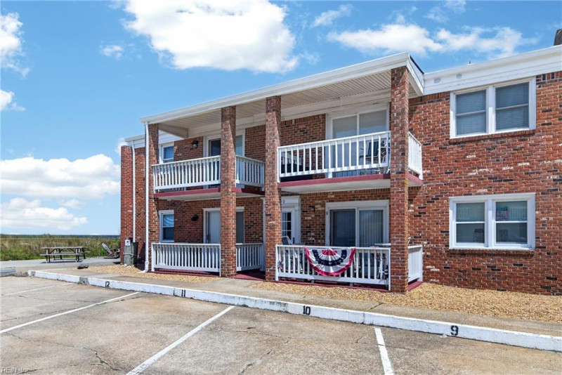 Photo 1 of 25 residential for sale in Norfolk virginia