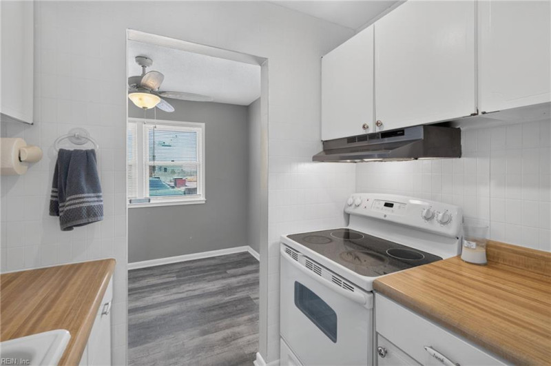 Photo 13 of 25 residential for sale in Norfolk virginia