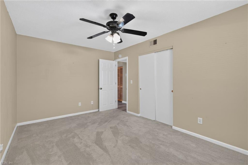 Photo 17 of 25 residential for sale in Norfolk virginia