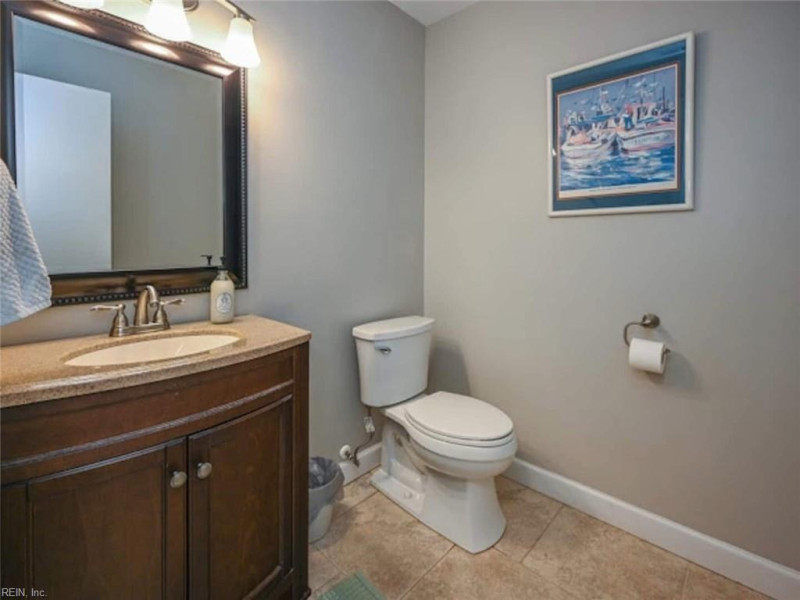 Photo 11 of 26 residential for sale in Virginia Beach virginia