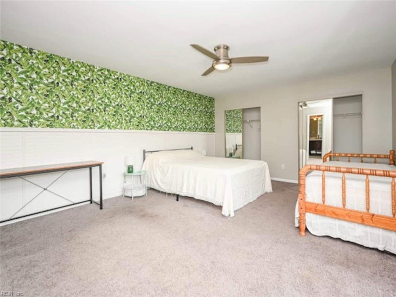 Photo 13 of 26 residential for sale in Virginia Beach virginia