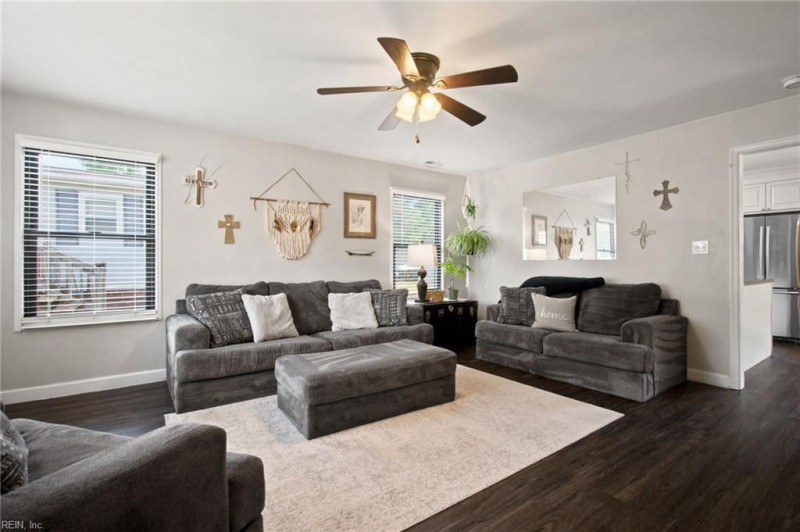 Photo 11 of 37 residential for sale in Suffolk virginia