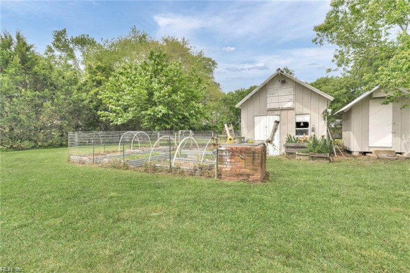 Photo 12 of 42 residential for sale in Poquoson virginia Photo 12 of 42 residential for sale in Poquoson virginia