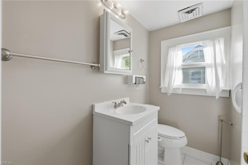 Photo 31 of 48 residential for sale in Norfolk virginia Photo 31 of 48 residential for sale in Norfolk virginia