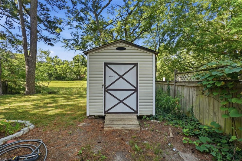 Photo 38 of 48 residential for sale in Norfolk virginia Photo 38 of 48 residential for sale in Norfolk virginia