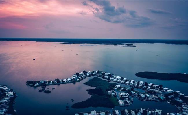 3665 Sandpiper Road, Virginia Beach, VA 23456
