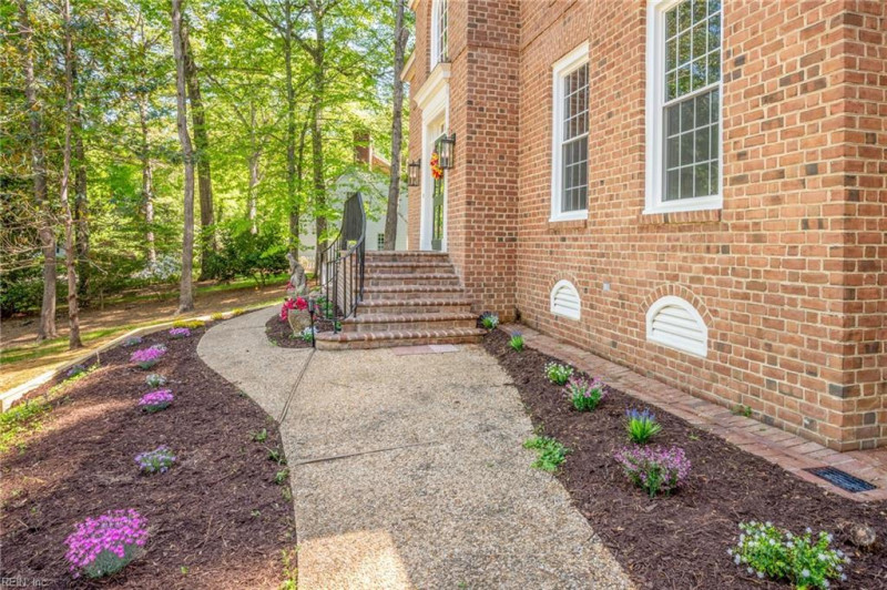 Photo 3 of 50 residential for sale in Williamsburg virginia Photo 3 of 50 residential for sale in Williamsburg virginia