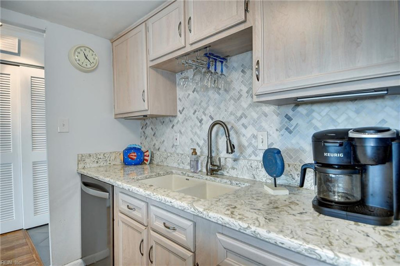 Photo 5 of 37 residential for sale in Virginia Beach virginia Photo 5 of 37 residential for sale in Virginia Beach virginia