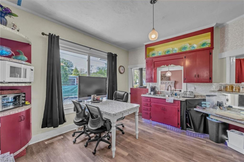Photo 18 of 50 residential for sale in Suffolk virginia