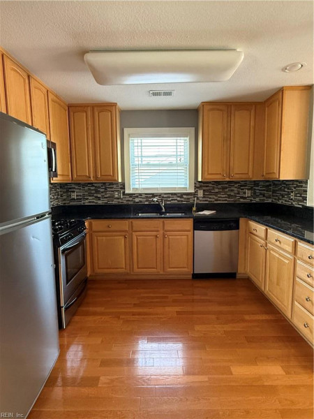 Photo 33 of 47 residential for sale in Virginia Beach virginia Photo 33 of 47 residential for sale in Virginia Beach virginia
