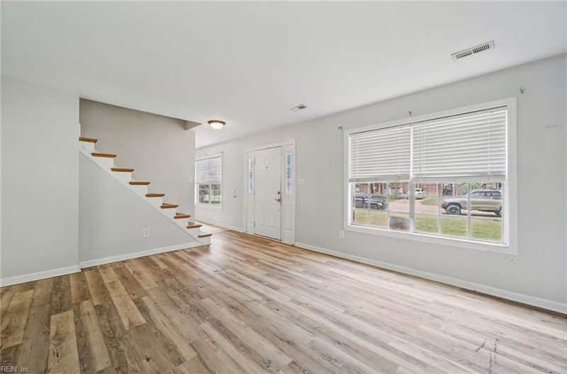 Photo 8 of 34 residential for sale in Newport News virginia