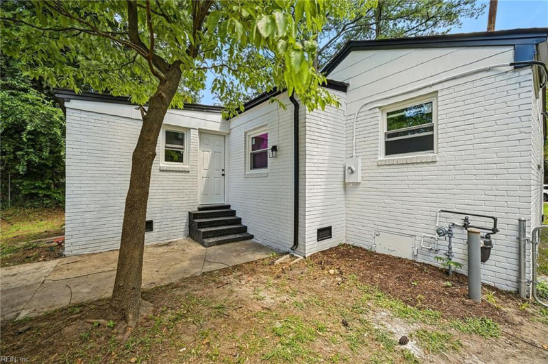 Photo 27 of 28 residential for sale in Norfolk virginia Photo 27 of 28 residential for sale in Norfolk virginia