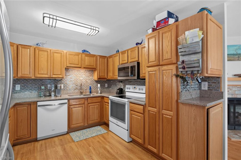 Photo 8 of 35 residential for sale in Hampton virginia Photo 8 of 35 residential for sale in Hampton virginia