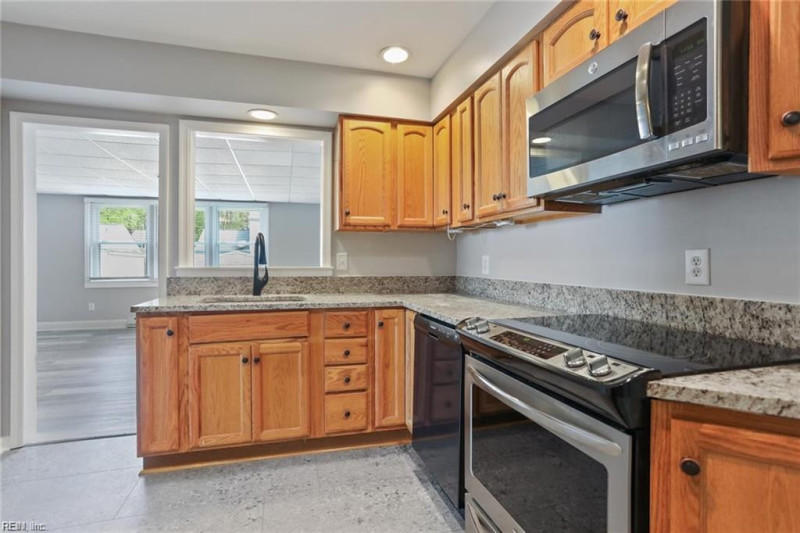Photo 12 of 30 residential for sale in Newport News virginia Photo 12 of 30 residential for sale in Newport News virginia