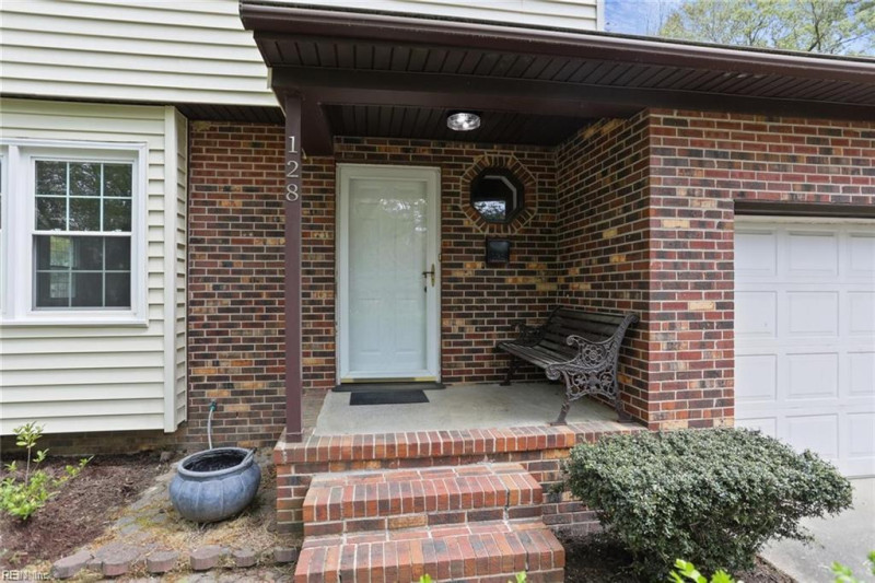 Photo 2 of 30 residential for sale in Newport News virginia Photo 2 of 30 residential for sale in Newport News virginia