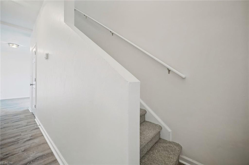 Photo 10 of 40 residential for sale in Newport News virginia
