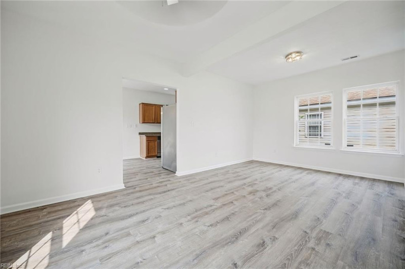 Photo 12 of 40 residential for sale in Newport News virginia