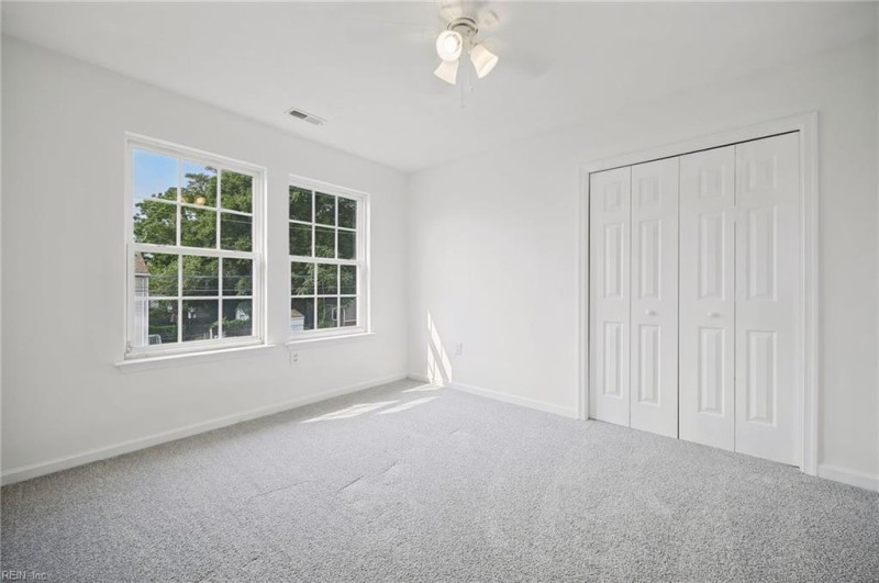 Photo 25 of 40 residential for sale in Newport News virginia