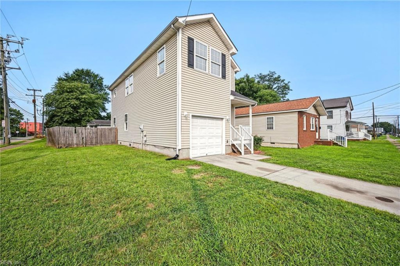 Photo 3 of 40 residential for sale in Newport News virginia