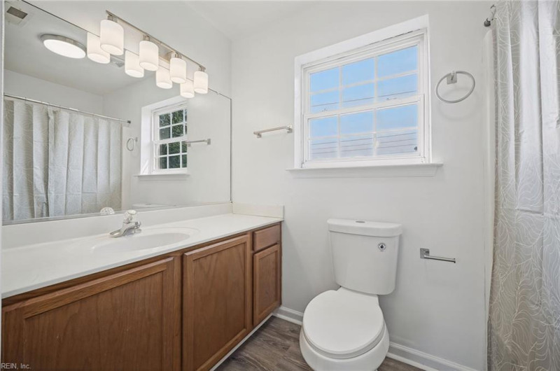 Photo 31 of 40 residential for sale in Newport News virginia