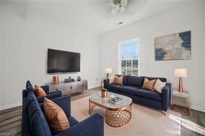 Photo 4 of 40 residential for sale in Newport News virginia