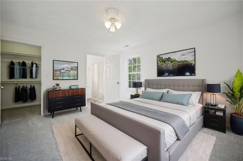 Photo 7 of 40 residential for sale in Newport News virginia