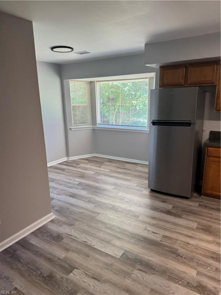 Photo 11 of 32 residential for sale in Virginia Beach virginia