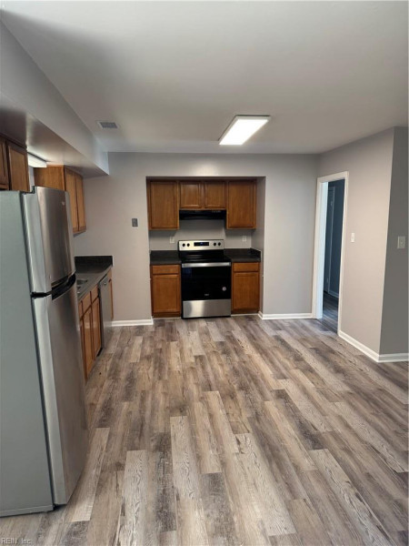 Photo 12 of 32 residential for sale in Virginia Beach virginia