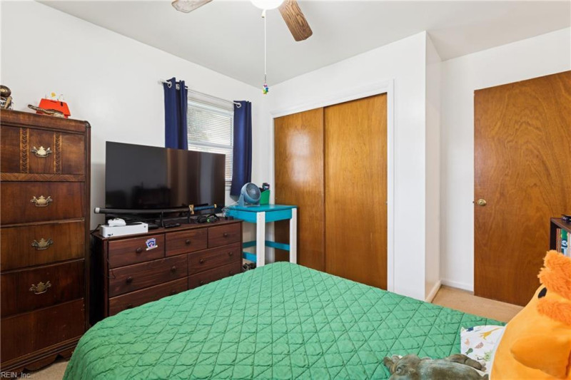 Photo 13 of 27 residential for sale in Newport News virginia