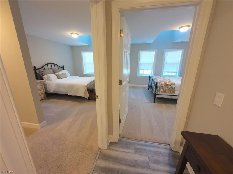 Photo 21 of 50 residential for sale in Chesapeake virginia