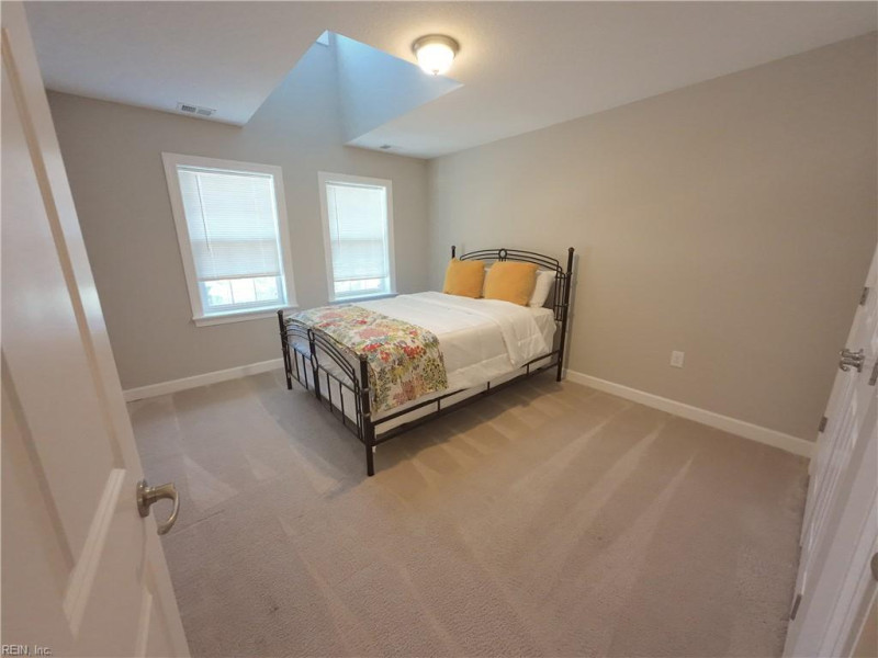 Photo 22 of 50 residential for sale in Chesapeake virginia