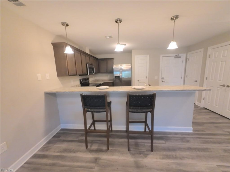 Photo 4 of 50 residential for sale in Chesapeake virginia