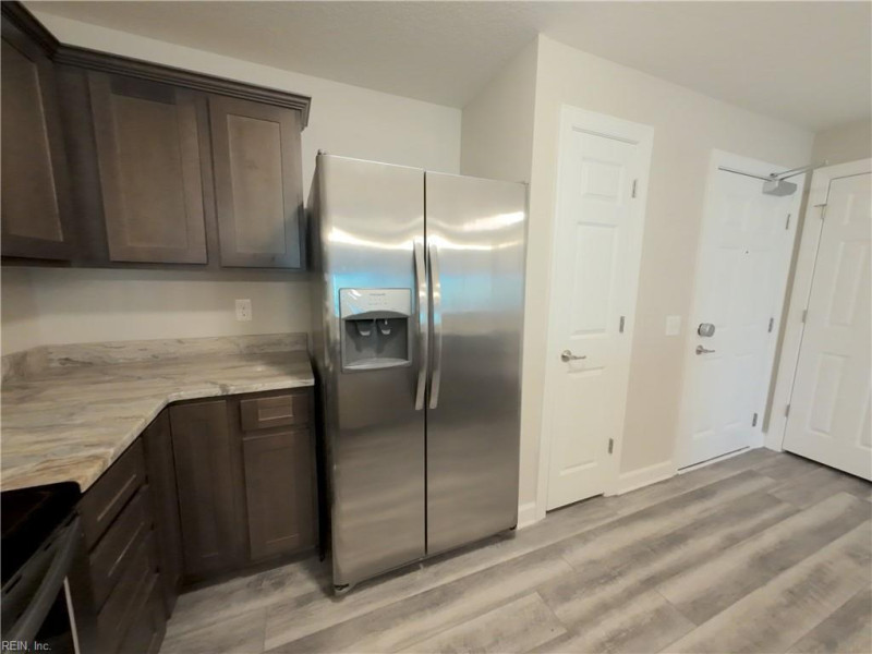 Photo 9 of 50 residential for sale in Chesapeake virginia