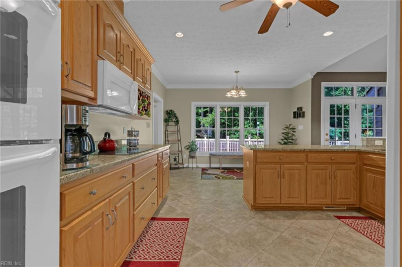 Photo 10 of 40 residential for sale in Poquoson virginia Photo 10 of 40 residential for sale in Poquoson virginia