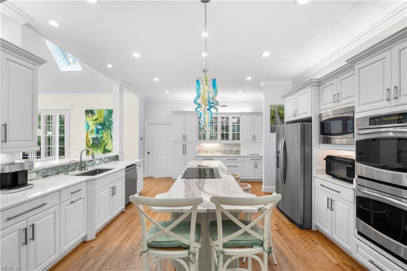 Photo 11 of 50 residential for sale in Virginia Beach virginia