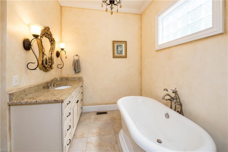 Photo 33 of 50 residential for sale in Virginia Beach virginia