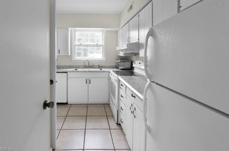 Photo 5 of 13 residential for sale in Virginia Beach virginia Photo 5 of 13 residential for sale in Virginia Beach virginia