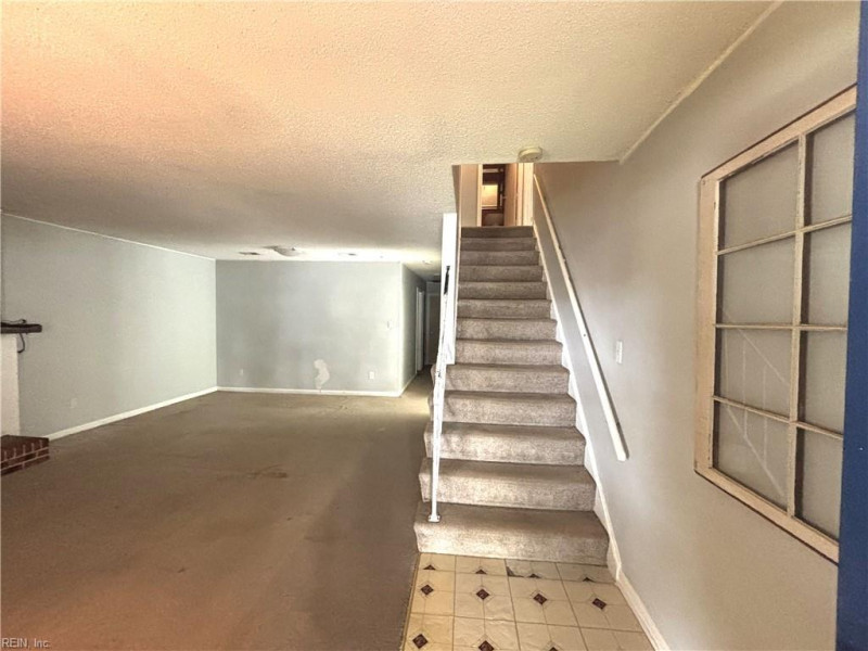 Photo 3 of 14 residential for sale in Virginia Beach virginia Photo 3 of 14 residential for sale in Virginia Beach virginia