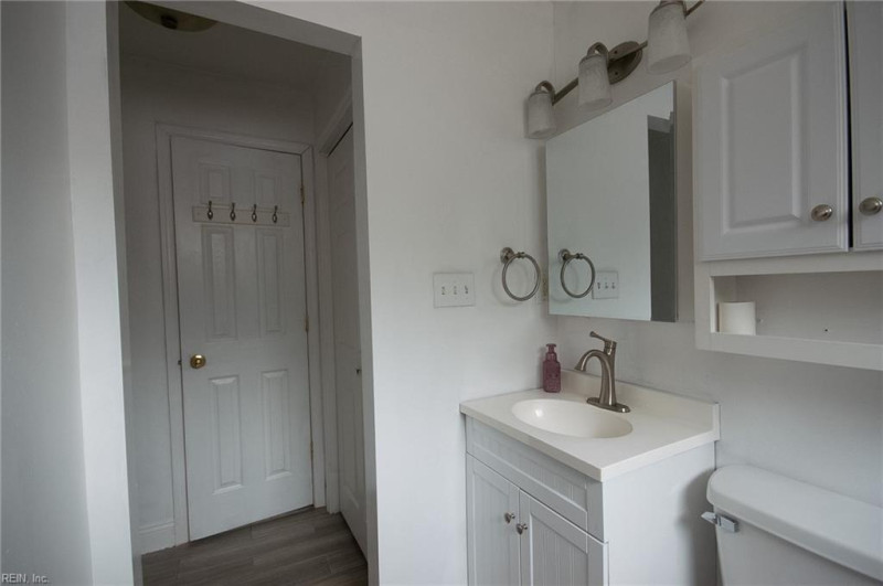 Photo 12 of 18 residential for sale in Chesapeake virginia Photo 12 of 18 residential for sale in Chesapeake virginia