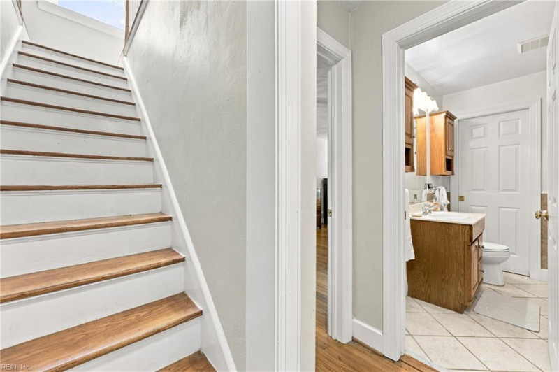 Photo 23 of 50 residential for sale in Norfolk virginia