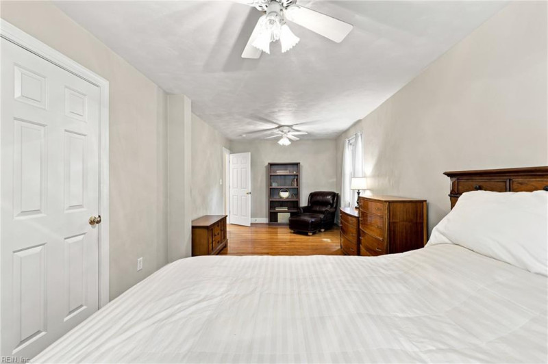 Photo 28 of 50 residential for sale in Norfolk virginia