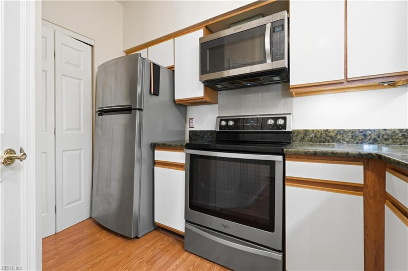 Photo 10 of 25 residential for sale in Norfolk virginia