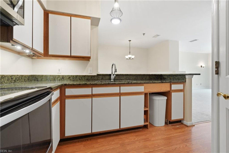 Photo 13 of 25 residential for sale in Norfolk virginia