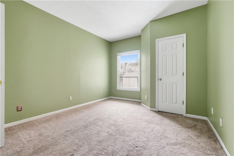 Photo 14 of 25 residential for sale in Norfolk virginia