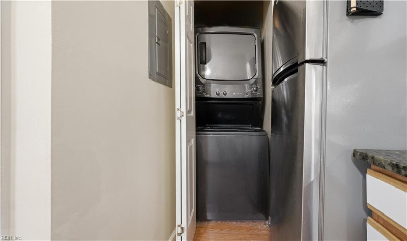 Photo 18 of 25 residential for sale in Norfolk virginia