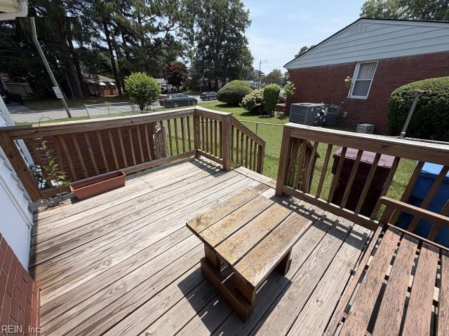 Photo 34 of 46 residential for sale in Chesapeake virginia Photo 34 of 46 residential for sale in Chesapeake virginia